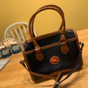 Like New Dooney & Bourke Bag